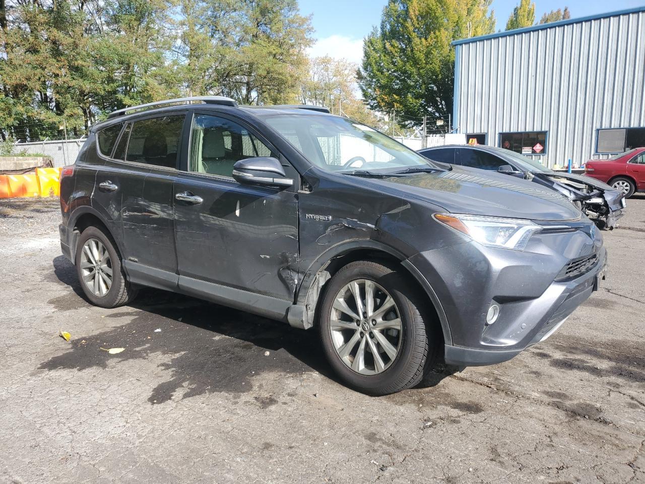 2016 TOYOTA RAV4