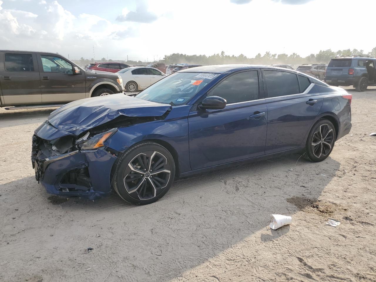 2023 NISSAN ALTIMA
