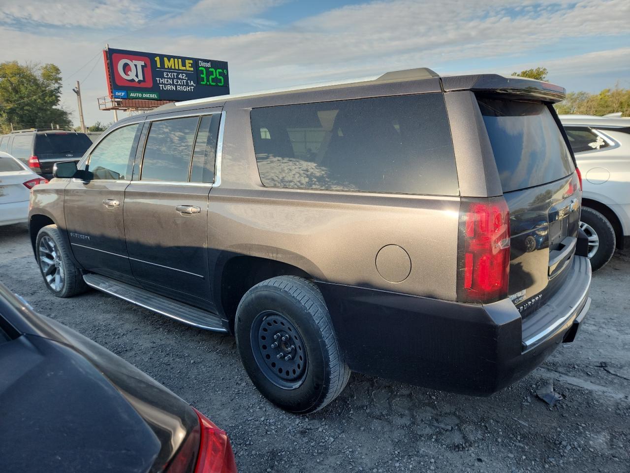 2018 CHEVROLET Suburban