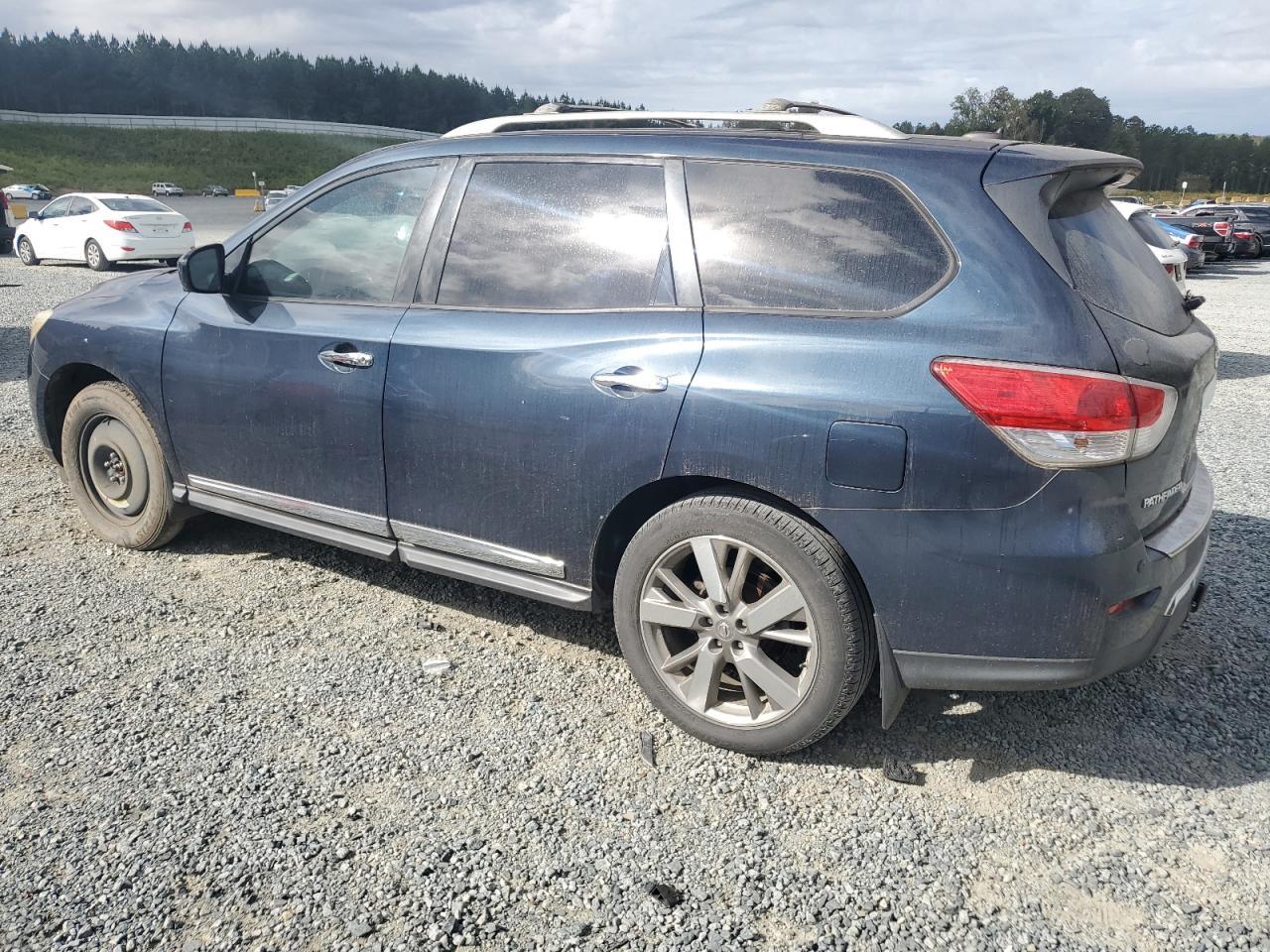 2013 NISSAN PATHFINDER