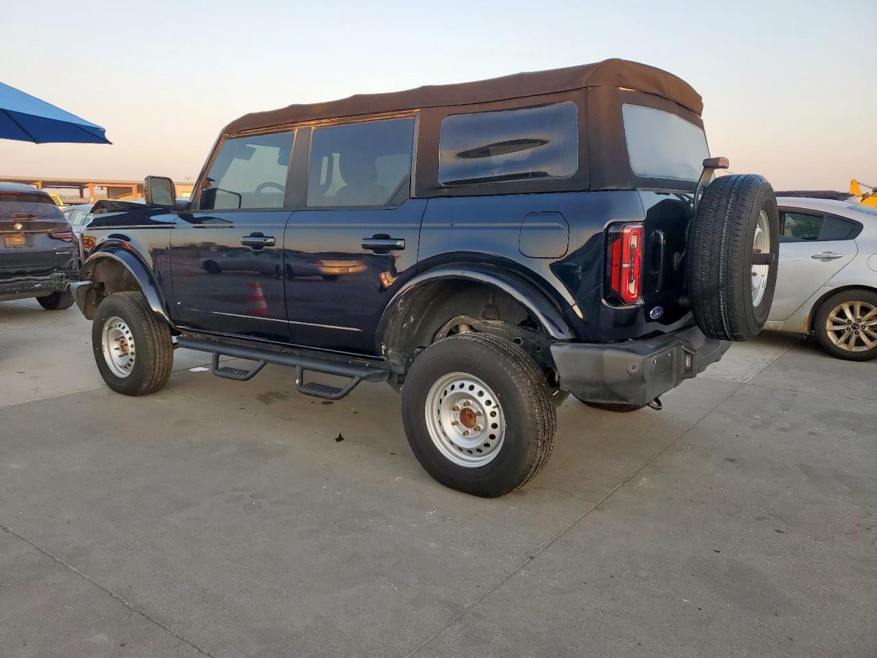 2021 FORD Bronco