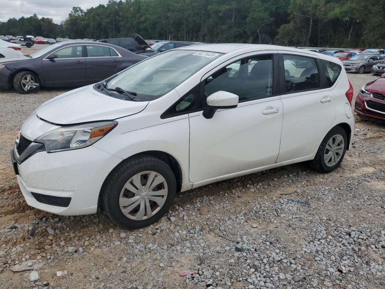2017 NISSAN Versa Note