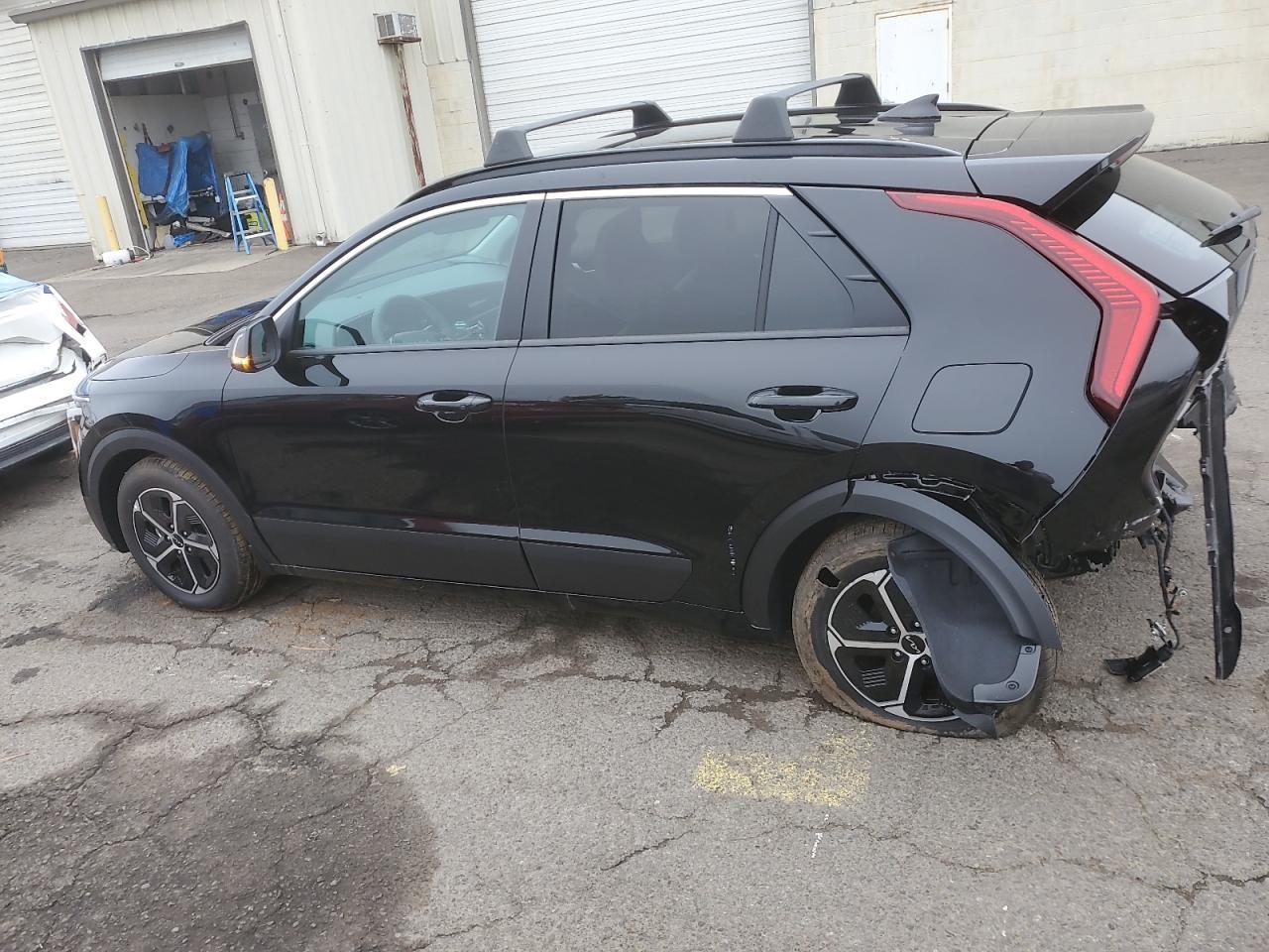 2025 KIA Niro