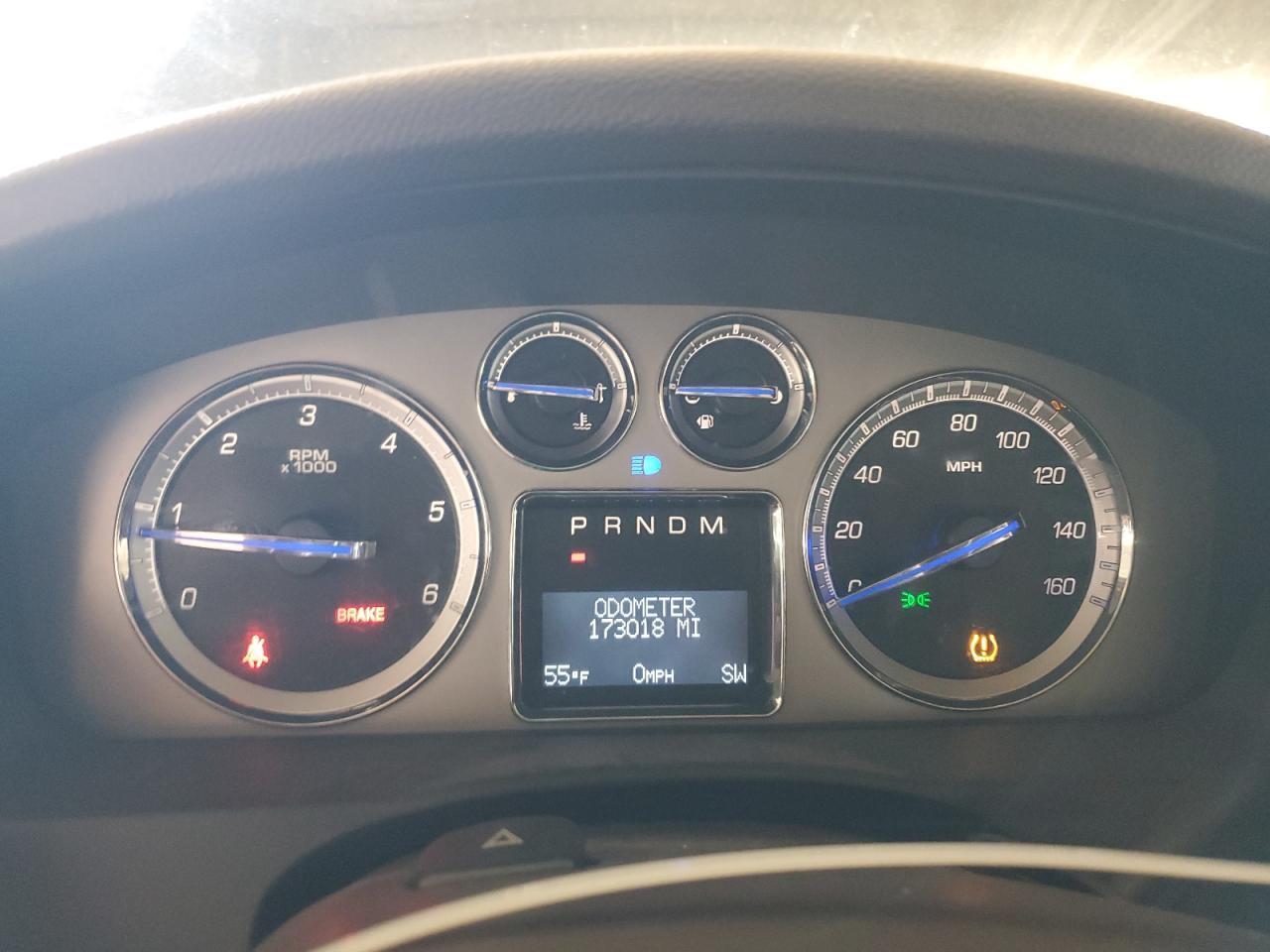 2010 CADILLAC ESCALADE