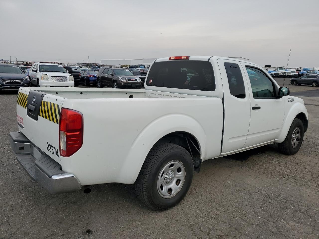 2016 NISSAN Frontier