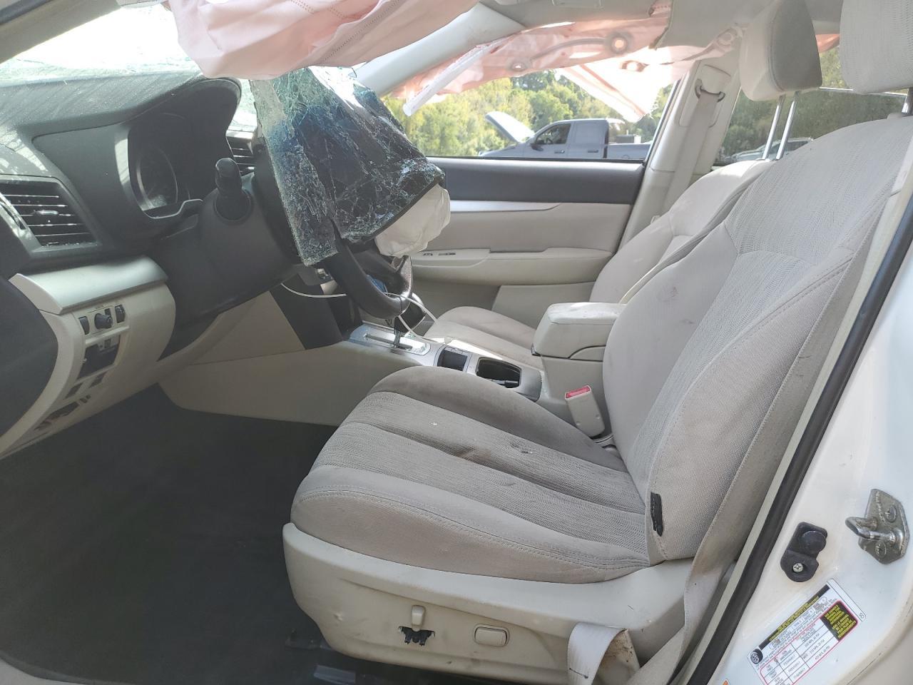 2013 SUBARU Outback