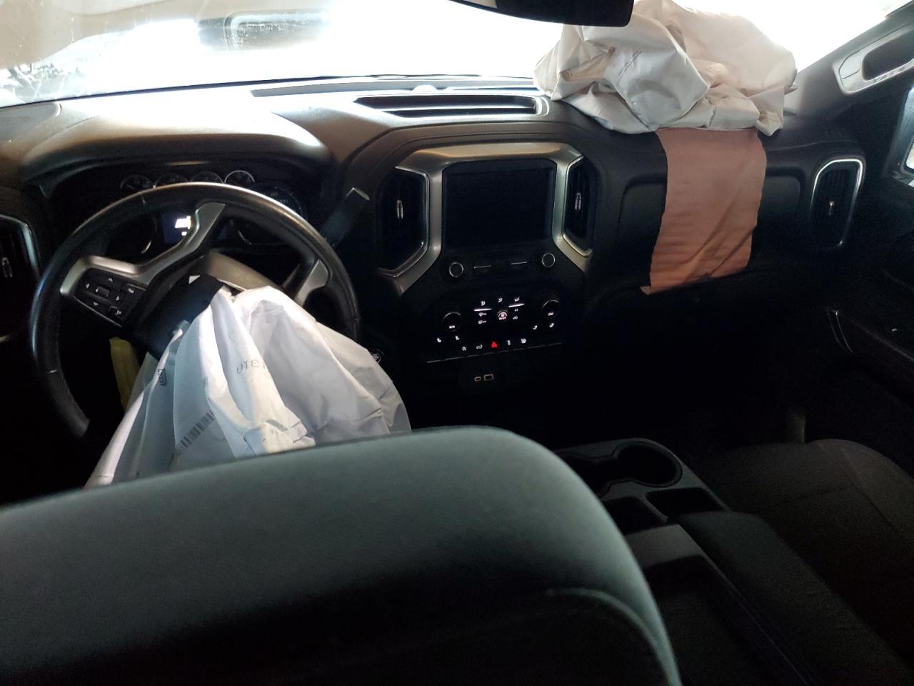 2021 CHEVROLET Silverado