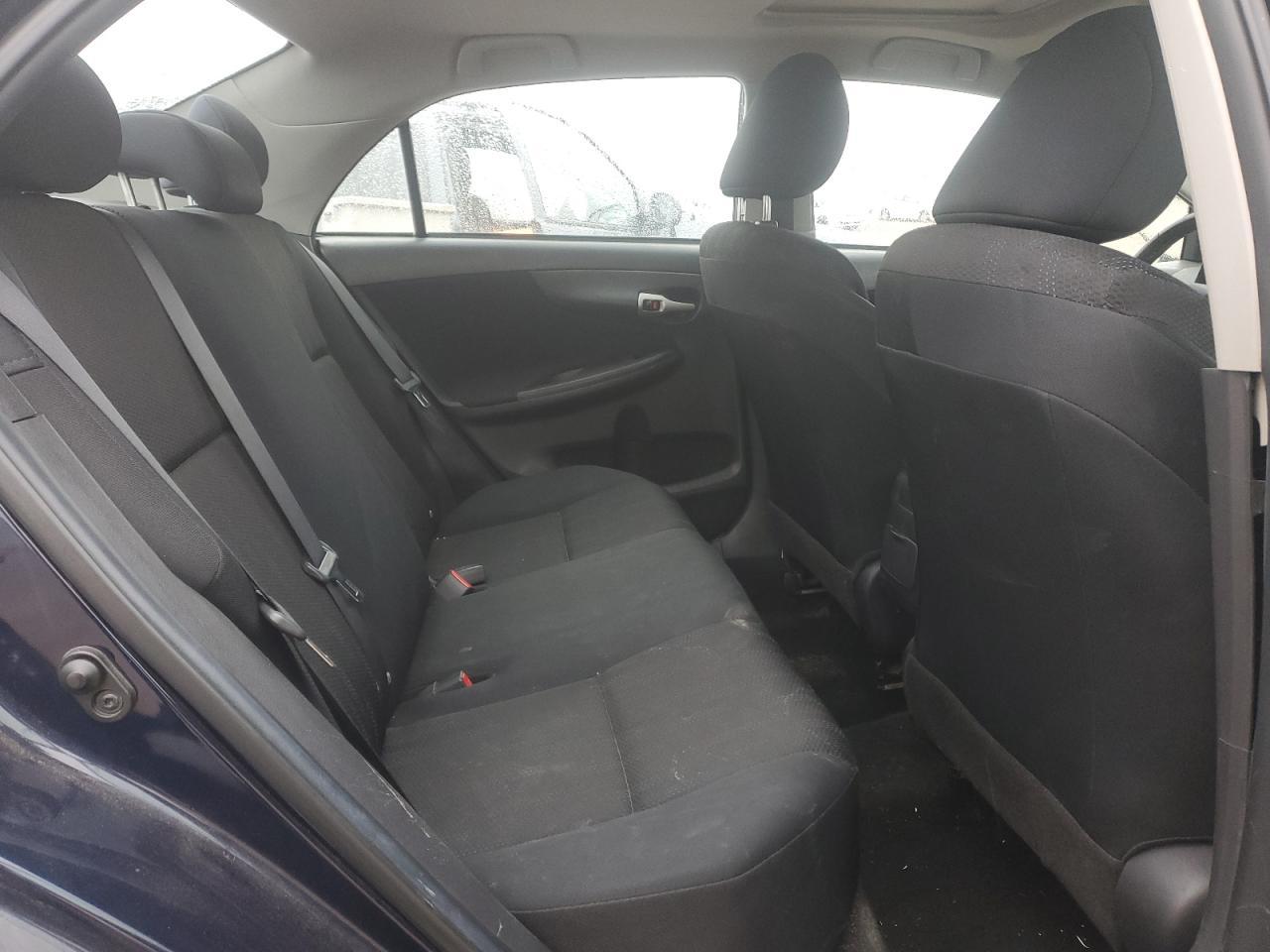 2011 TOYOTA COROLLA