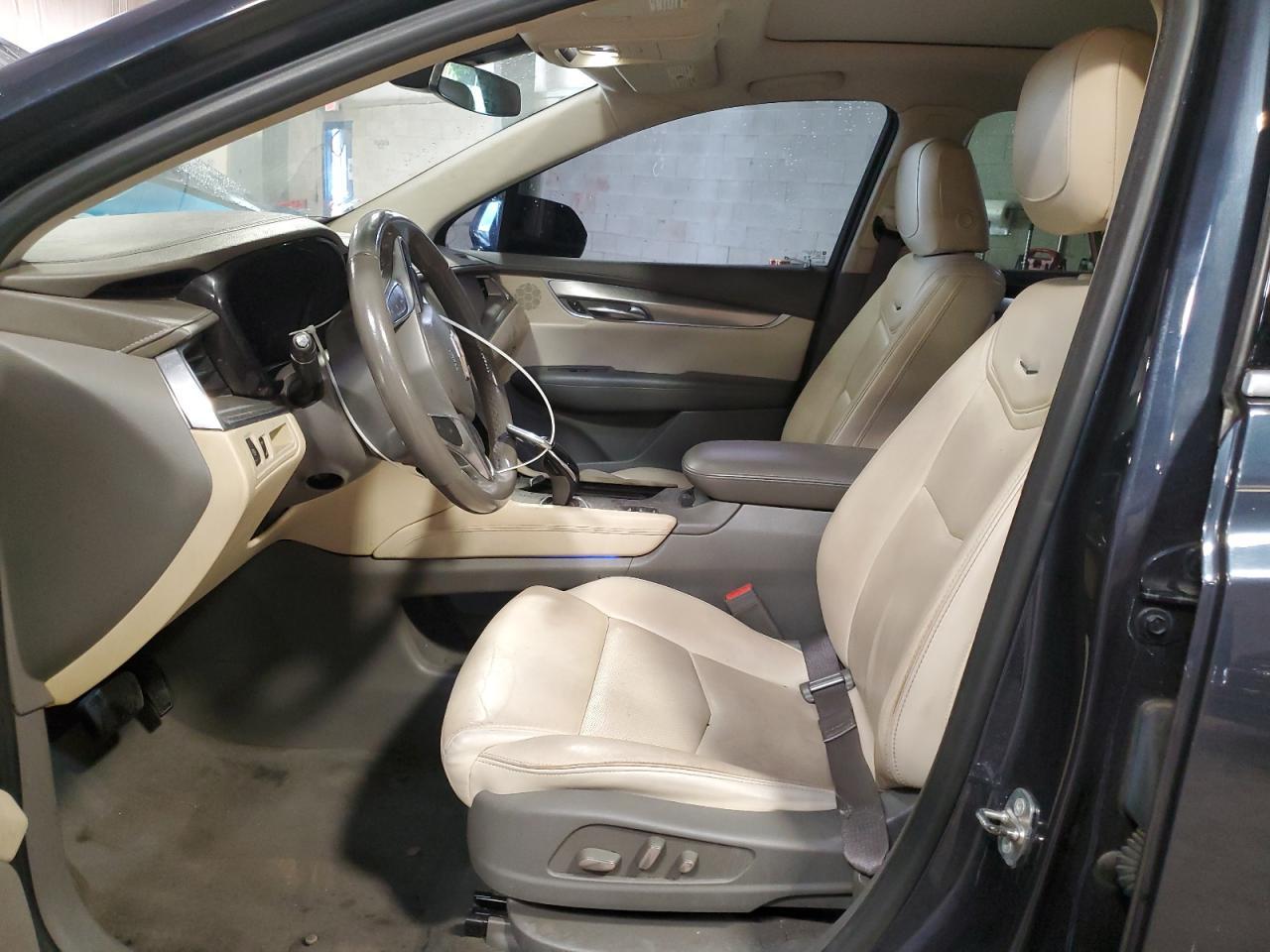 2018 CADILLAC XT5