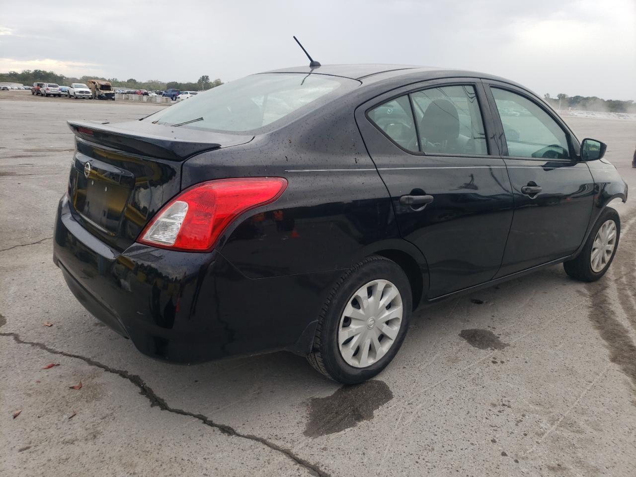 2019 NISSAN VERSA