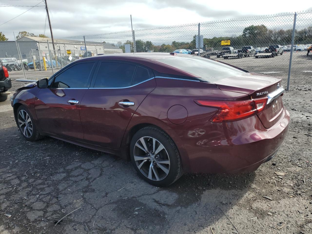 2017 NISSAN Maxima
