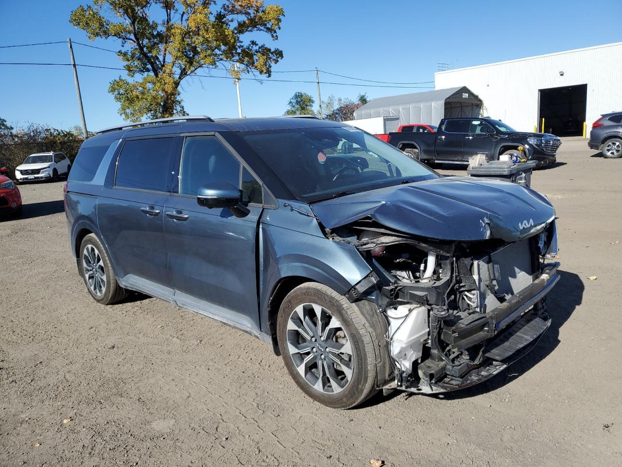2023 KIA Carnival