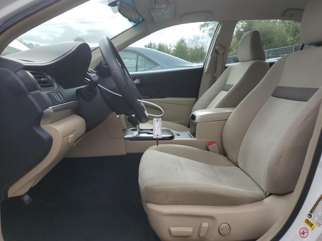 2014 TOYOTA CAMRY