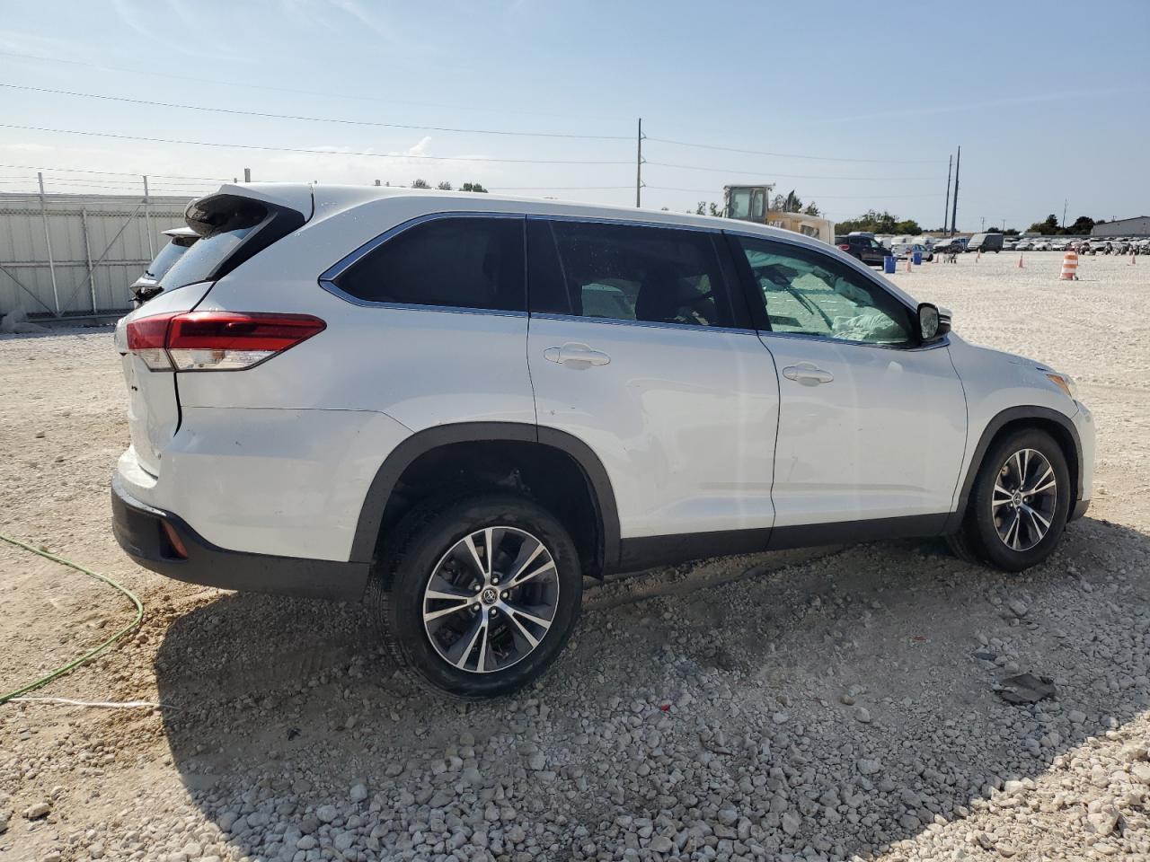 2019 TOYOTA HIGHLANDER