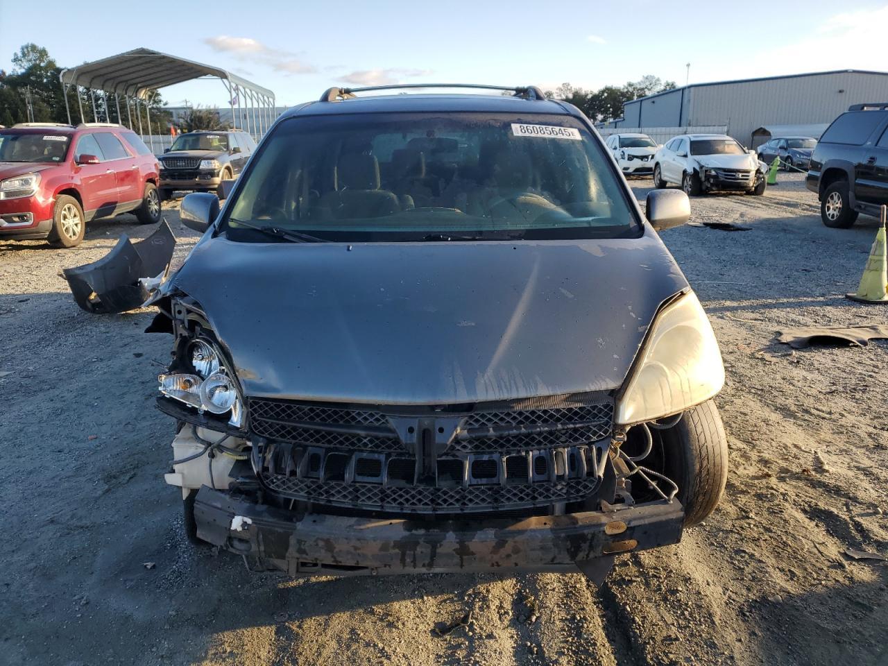 2005 TOYOTA SIENNA