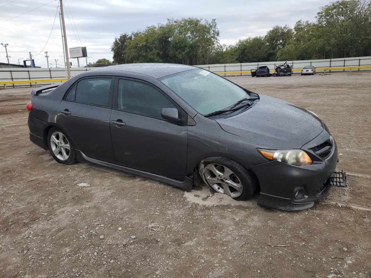2011 TOYOTA COROLLA