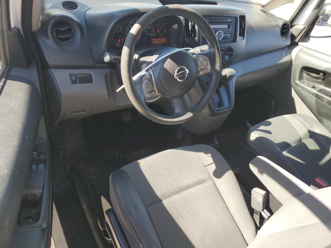 2017 NISSAN NV 200