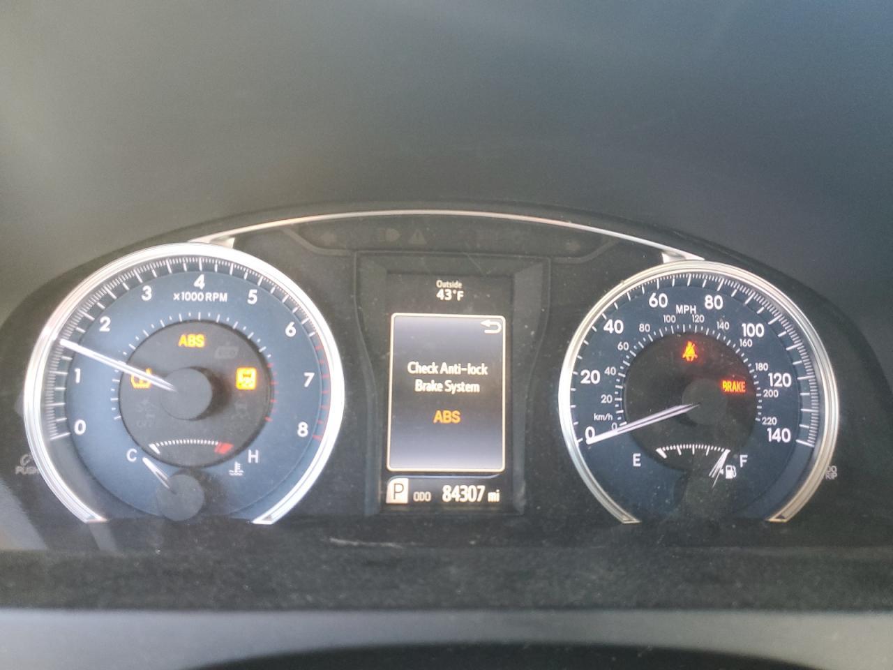 2016 TOYOTA CAMRY
