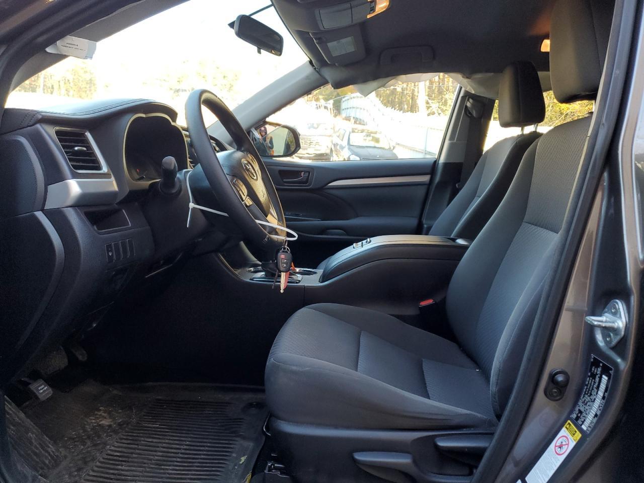 2016 TOYOTA HIGHLANDER