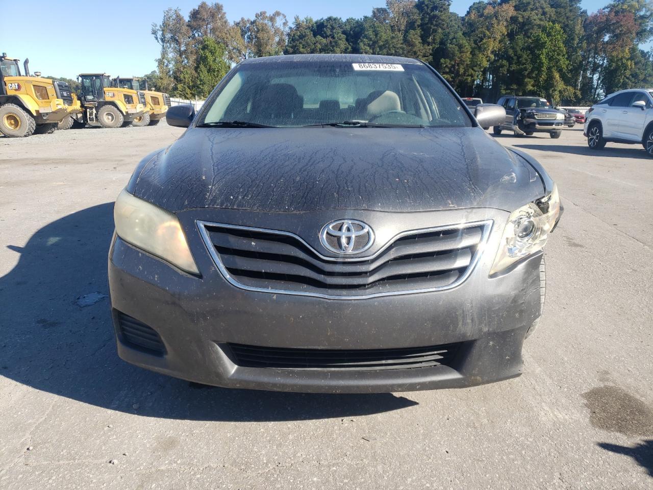 2011 TOYOTA CAMRY