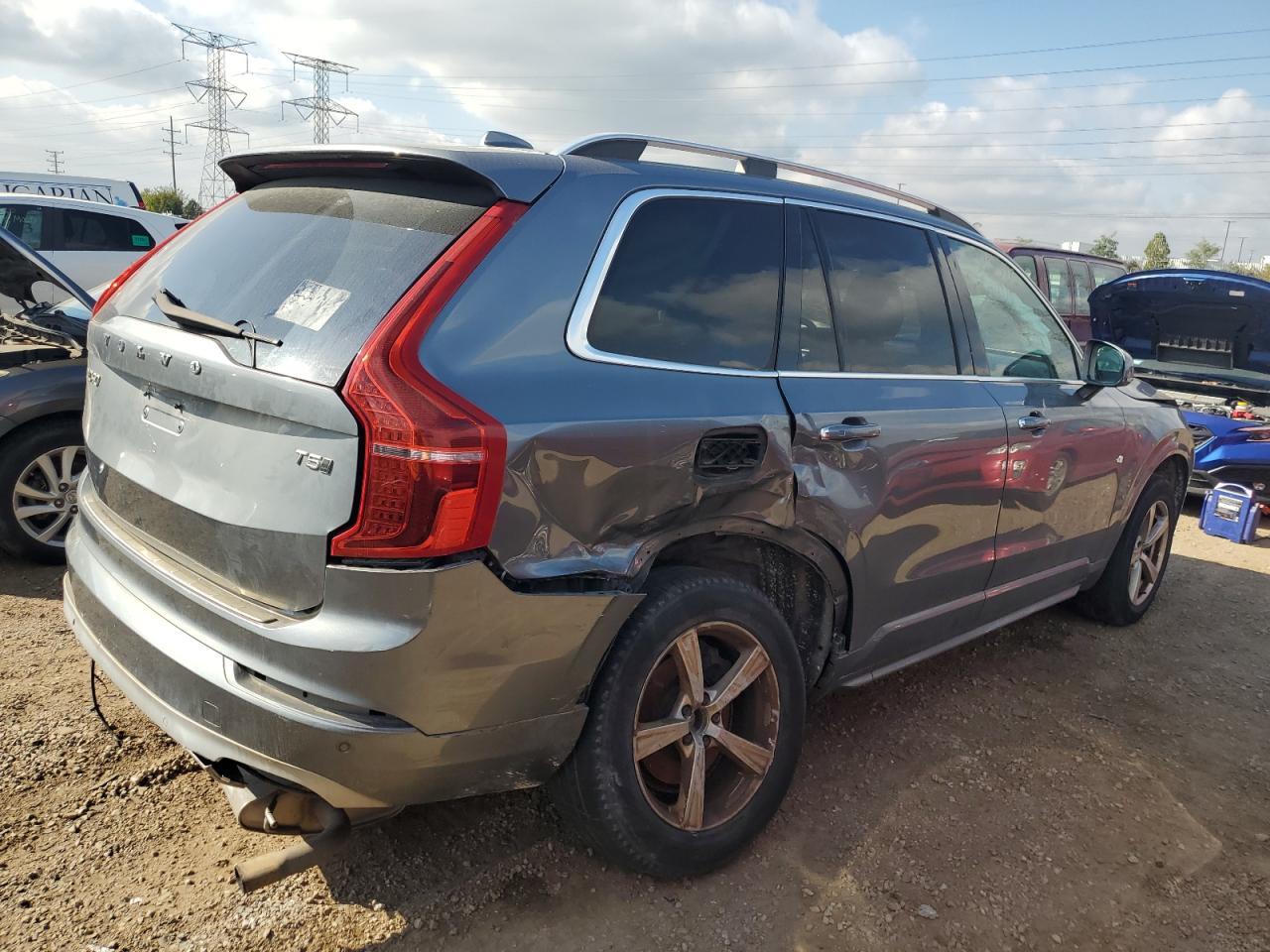 2016 VOLVO XC90