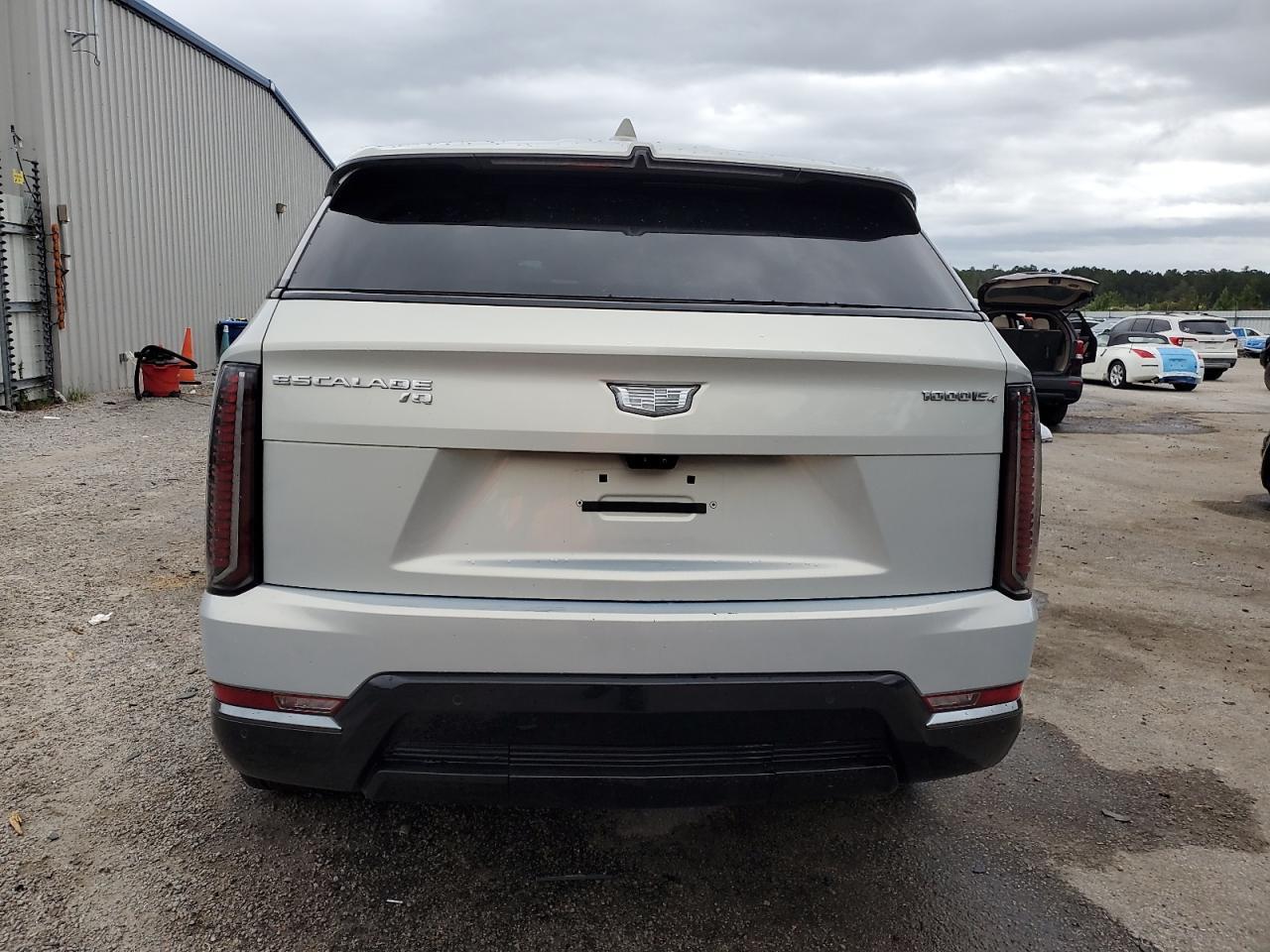 2025 CADILLAC ESCALADE