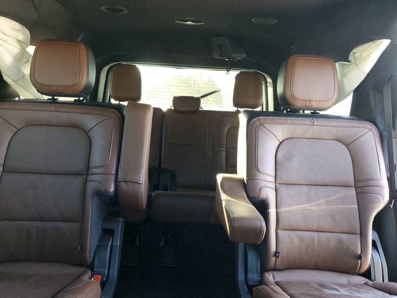 2024 LINCOLN Navigator