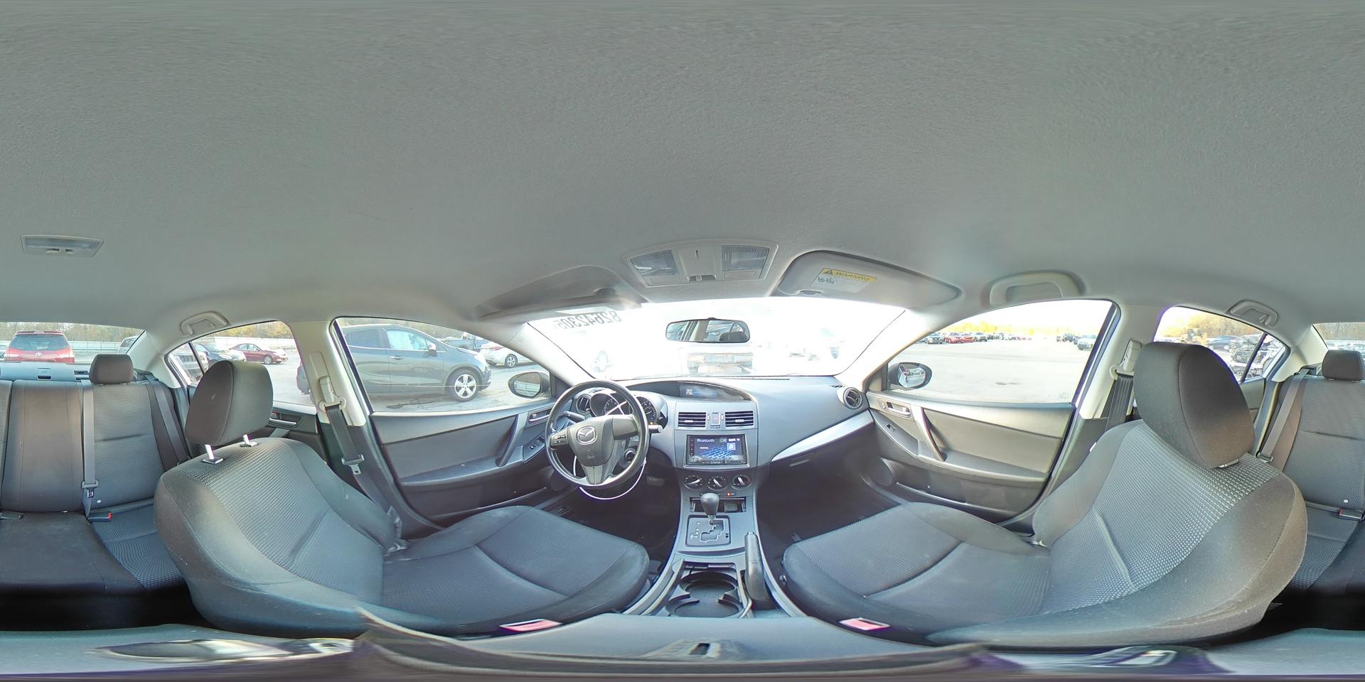 2013 MAZDA 3