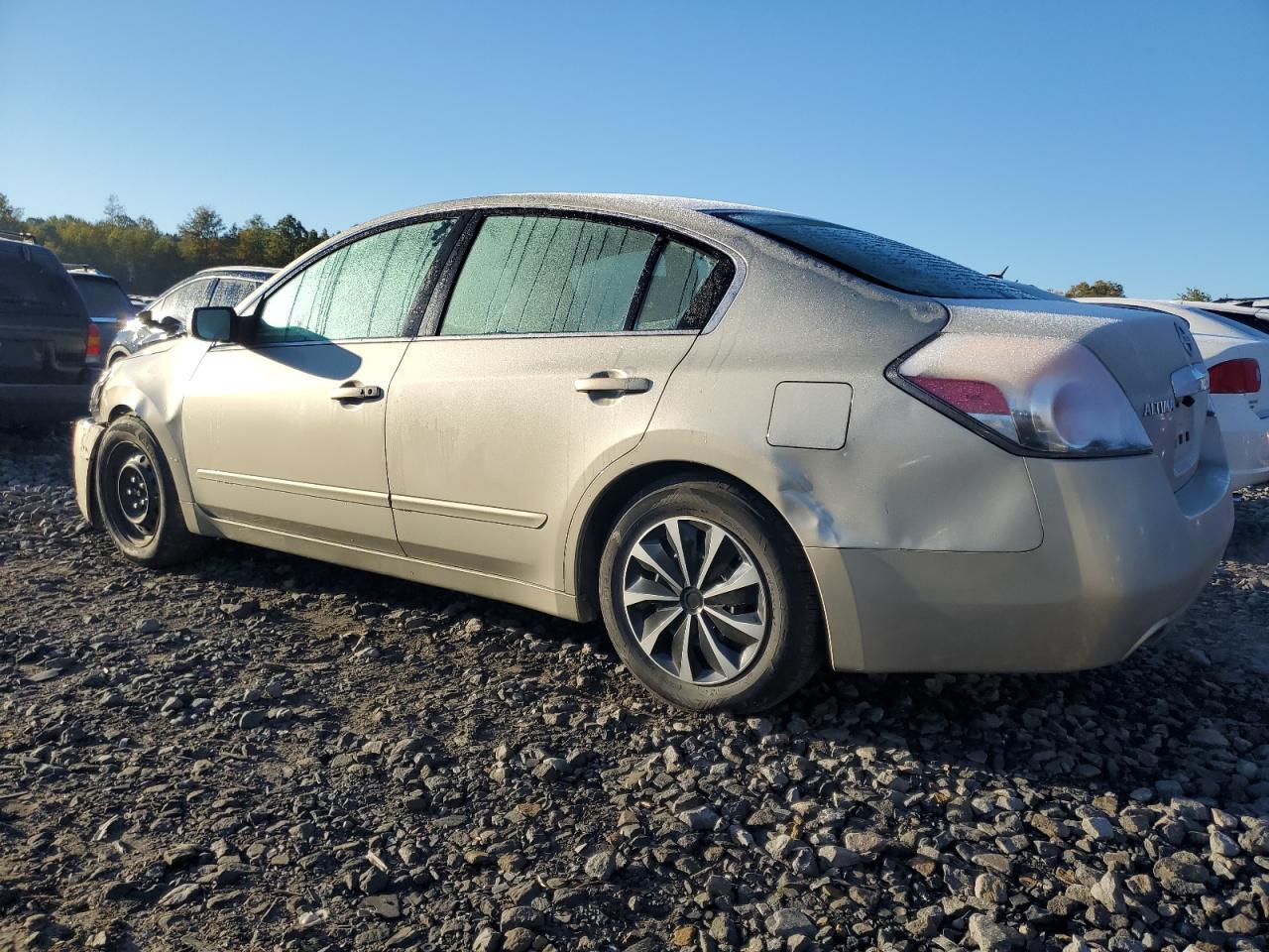 2010 NISSAN ALTIMA