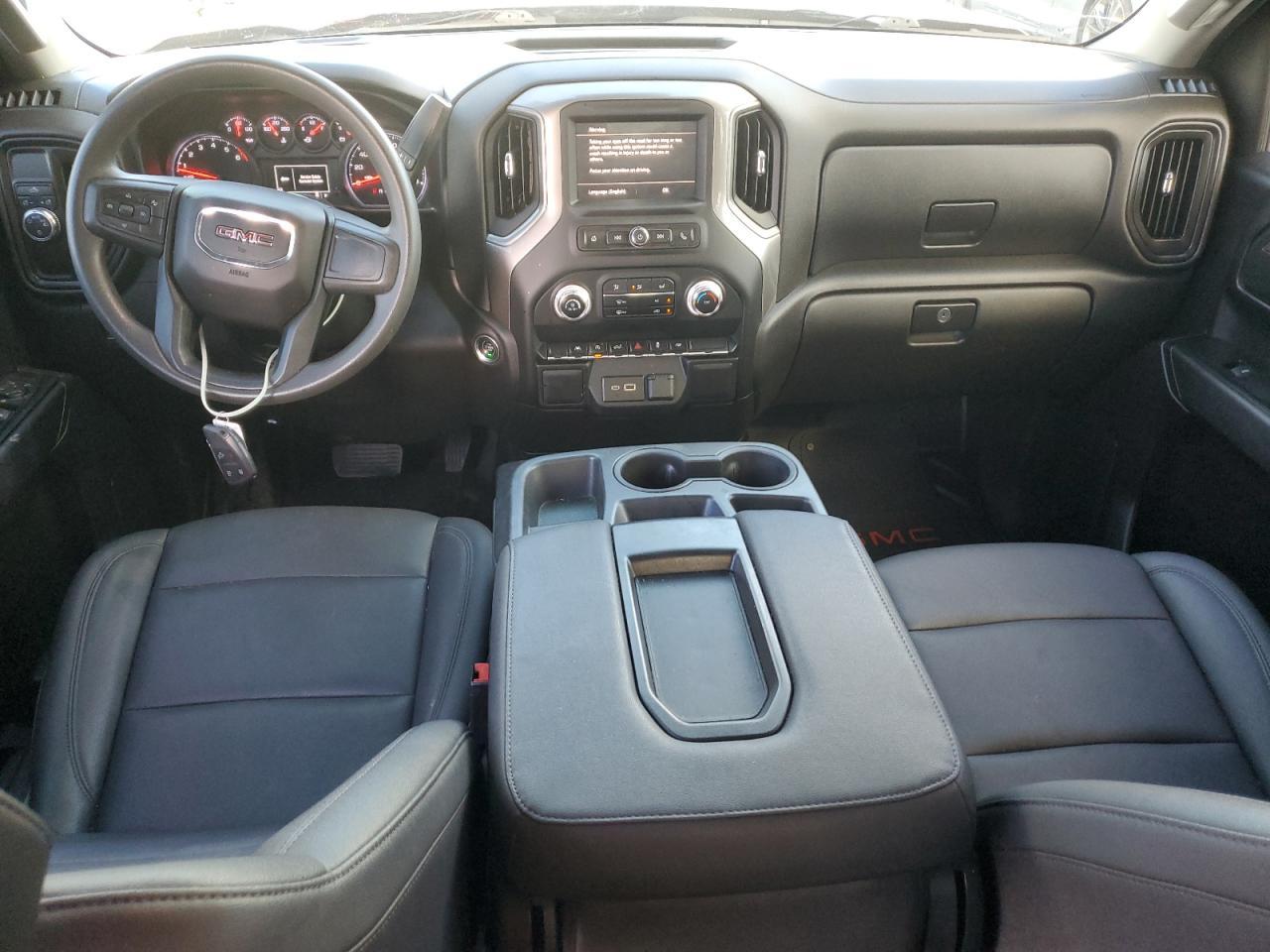 2023 GMC Sierra