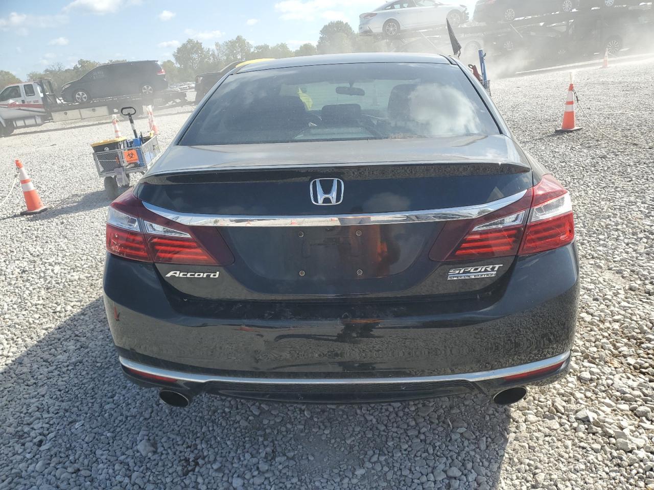 2017 HONDA ACCORD