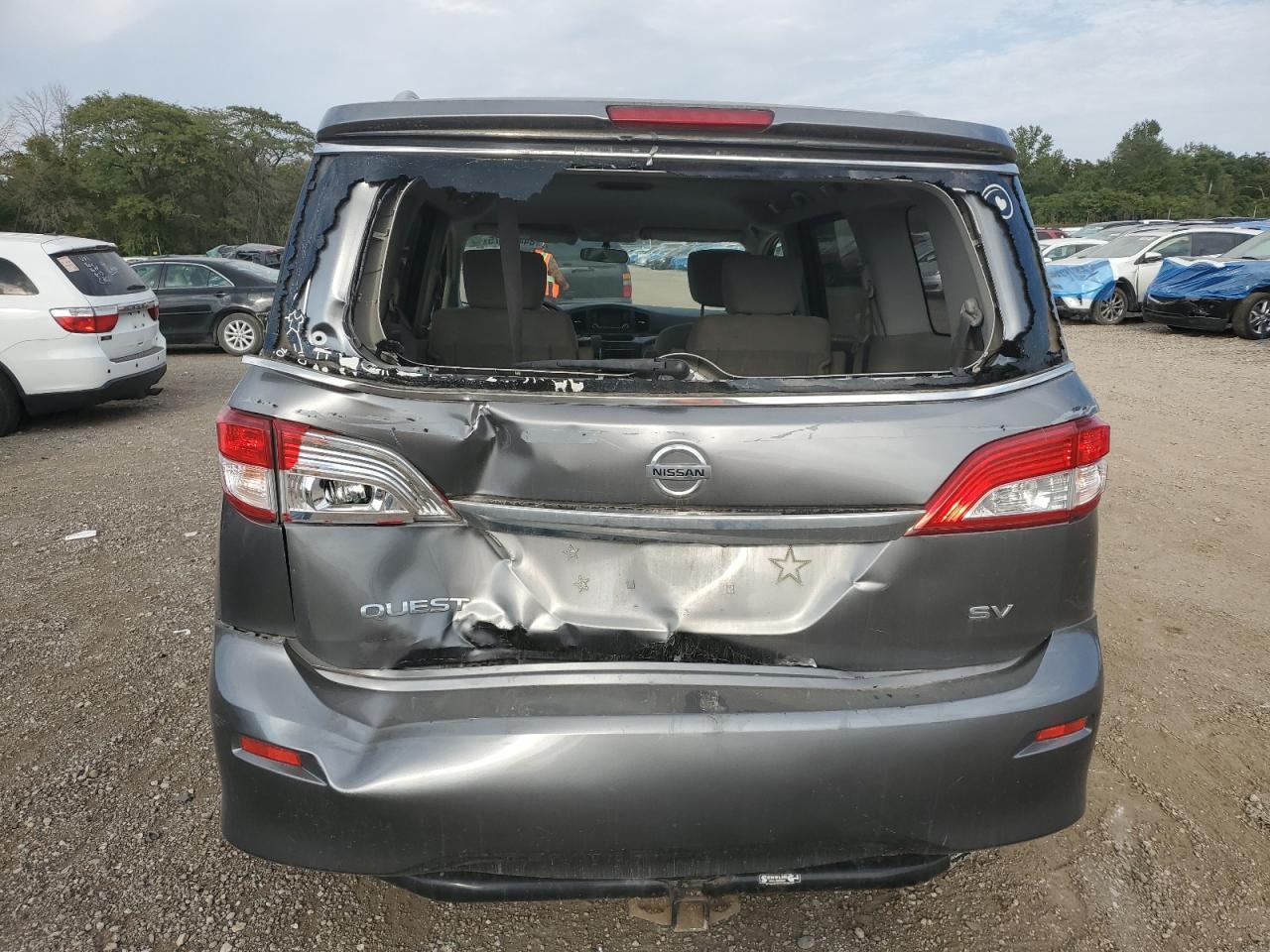 2017 NISSAN Quest