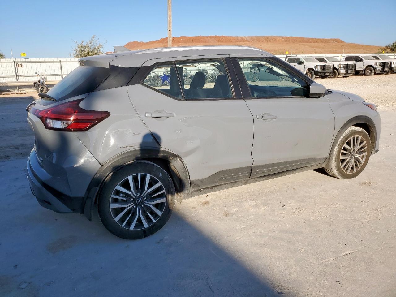 2018 NISSAN KICKS