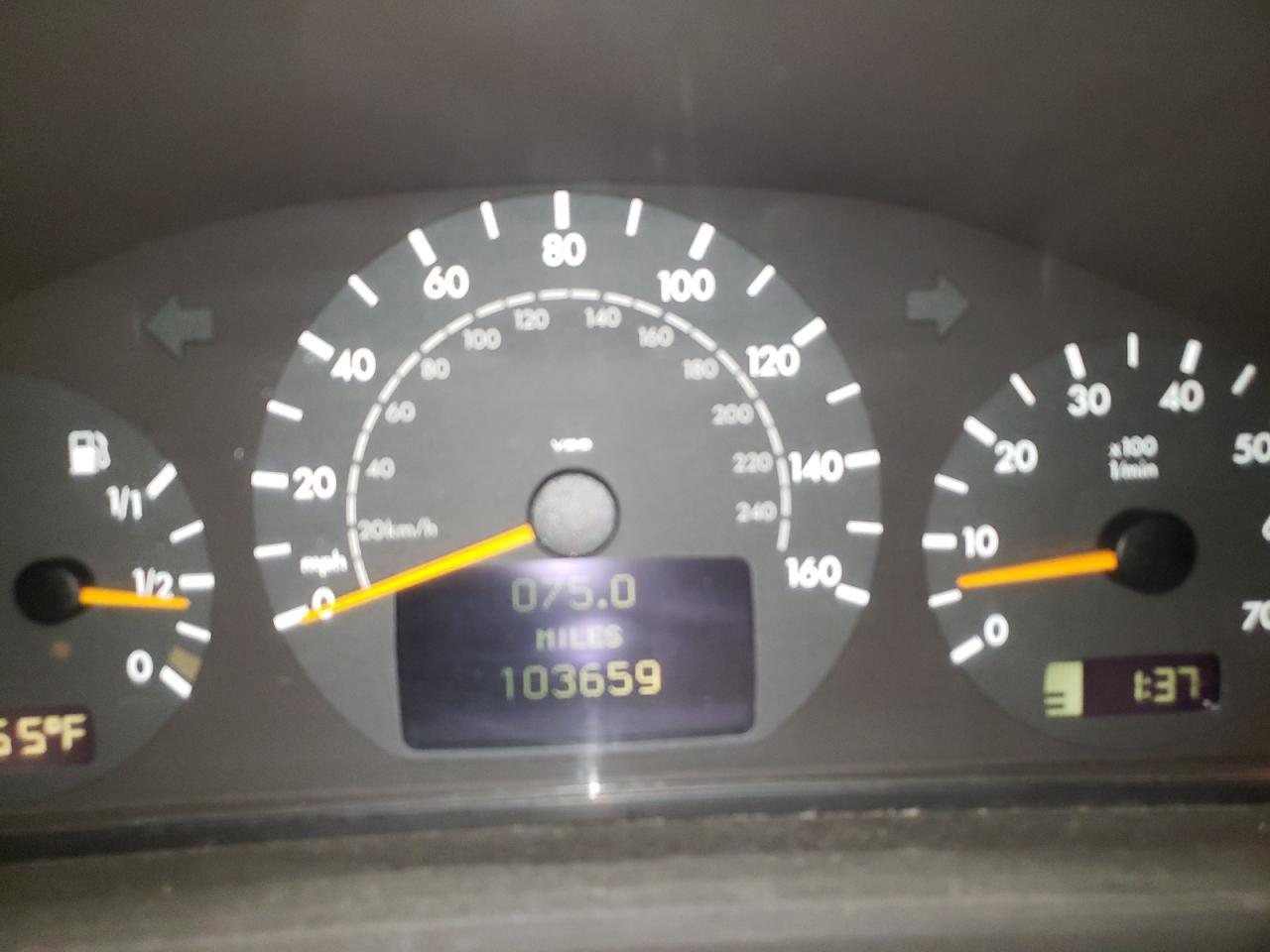 2001 MERCEDES-BENZ E-Class