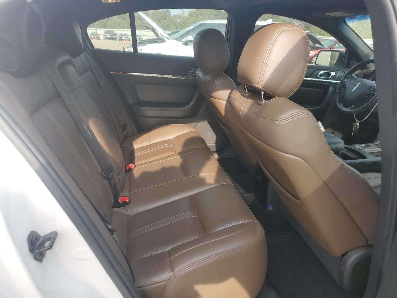 2013 LINCOLN MKS