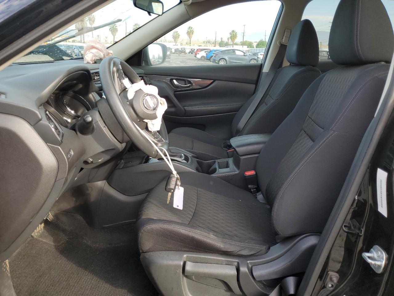 2017 NISSAN ROGUE