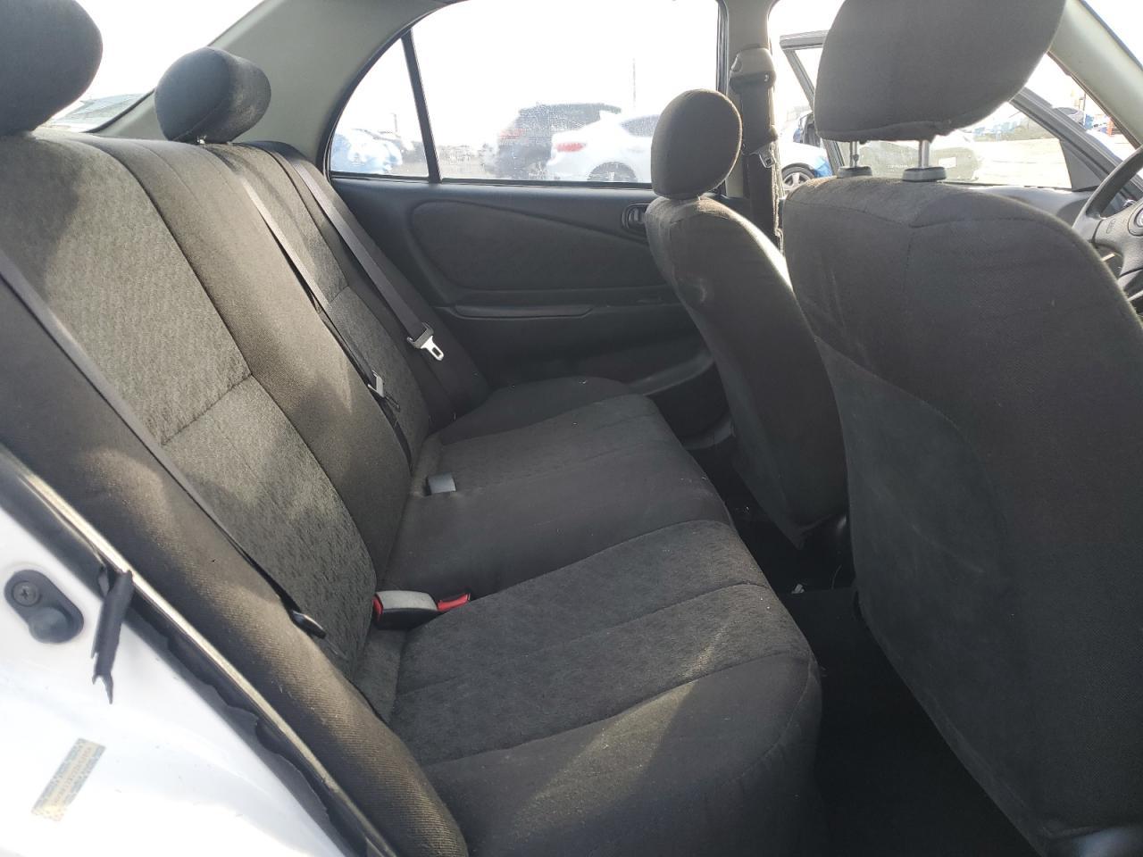 2002 TOYOTA COROLLA