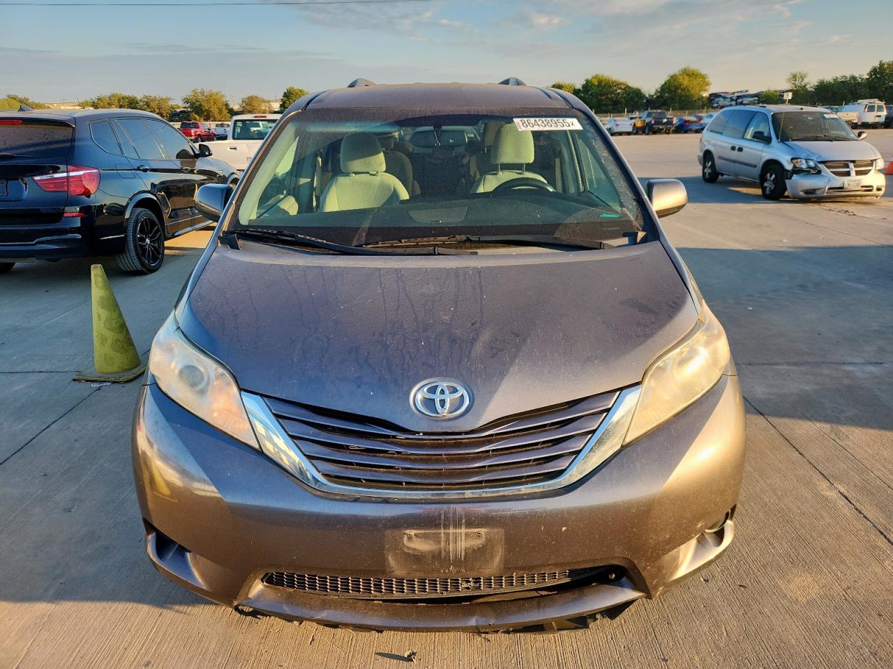 2017 TOYOTA SIENNA