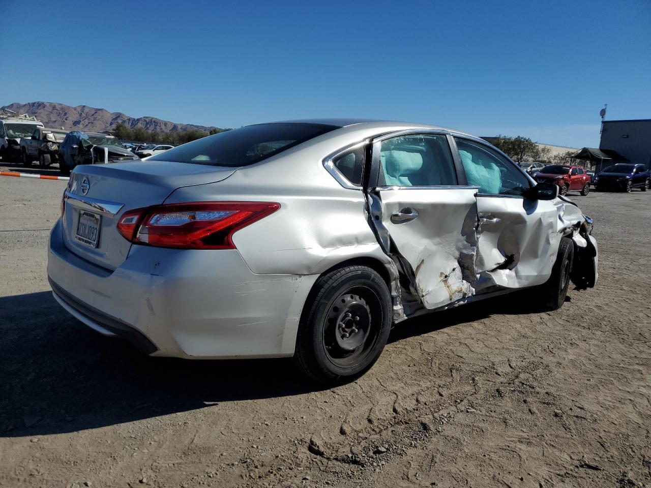 2016 NISSAN ALTIMA