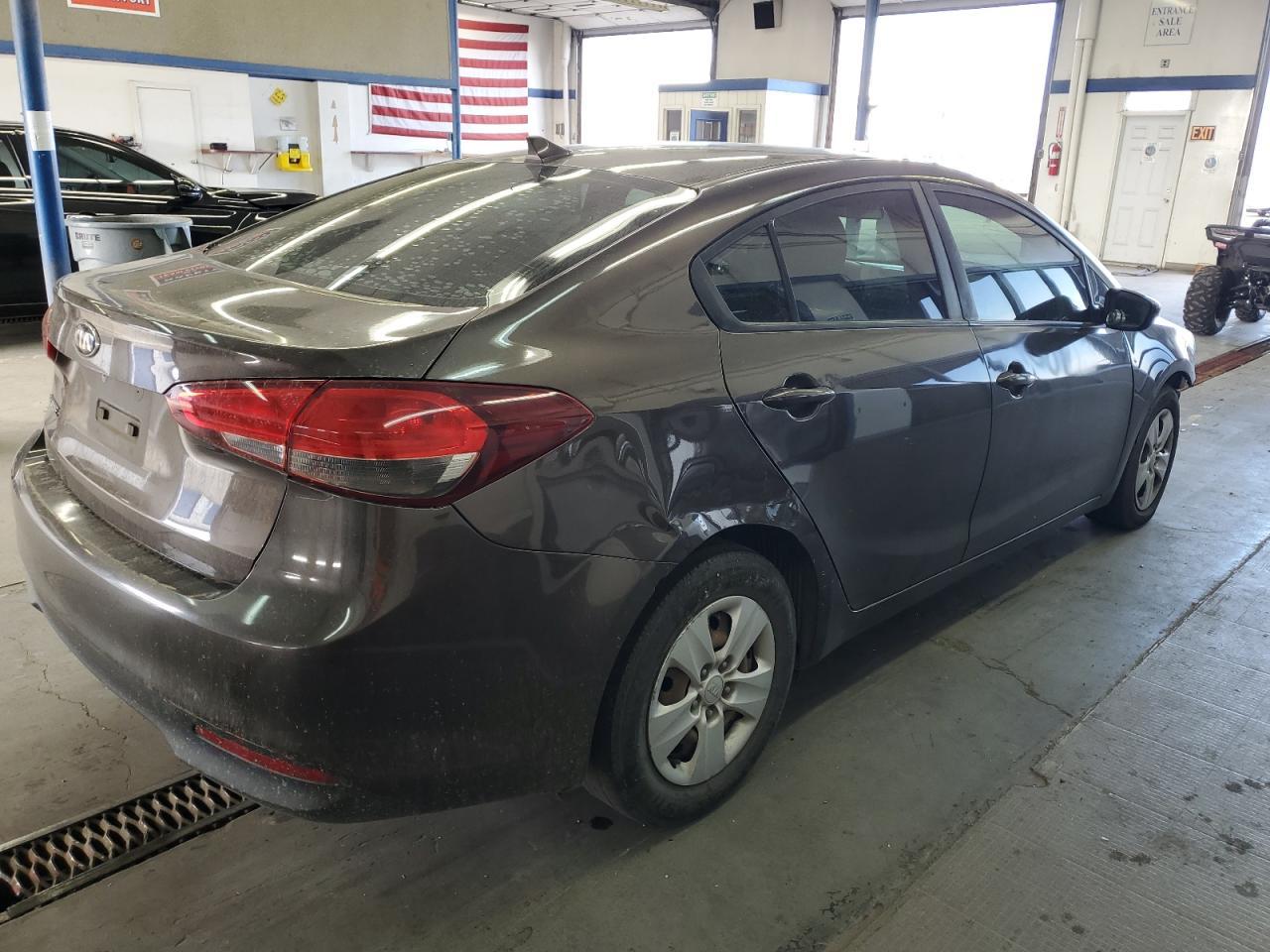 2017 KIA FORTE