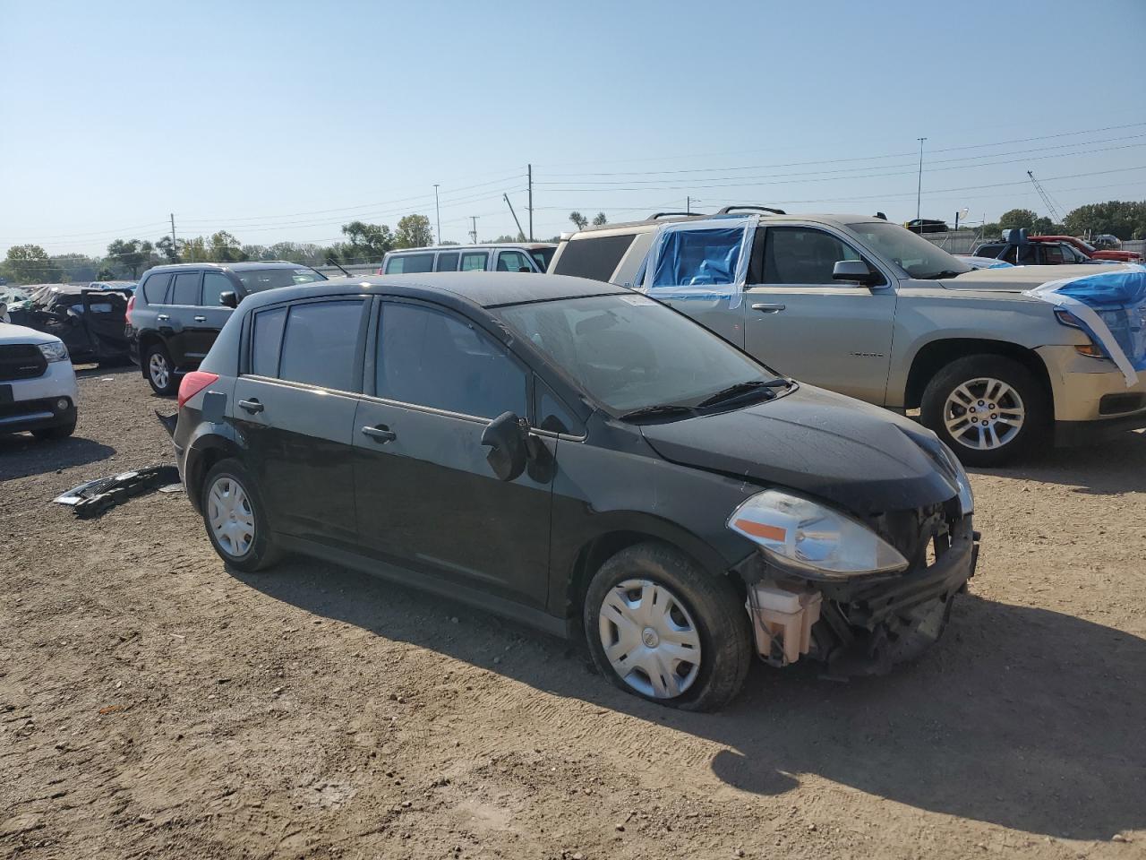 2011 NISSAN VERSA