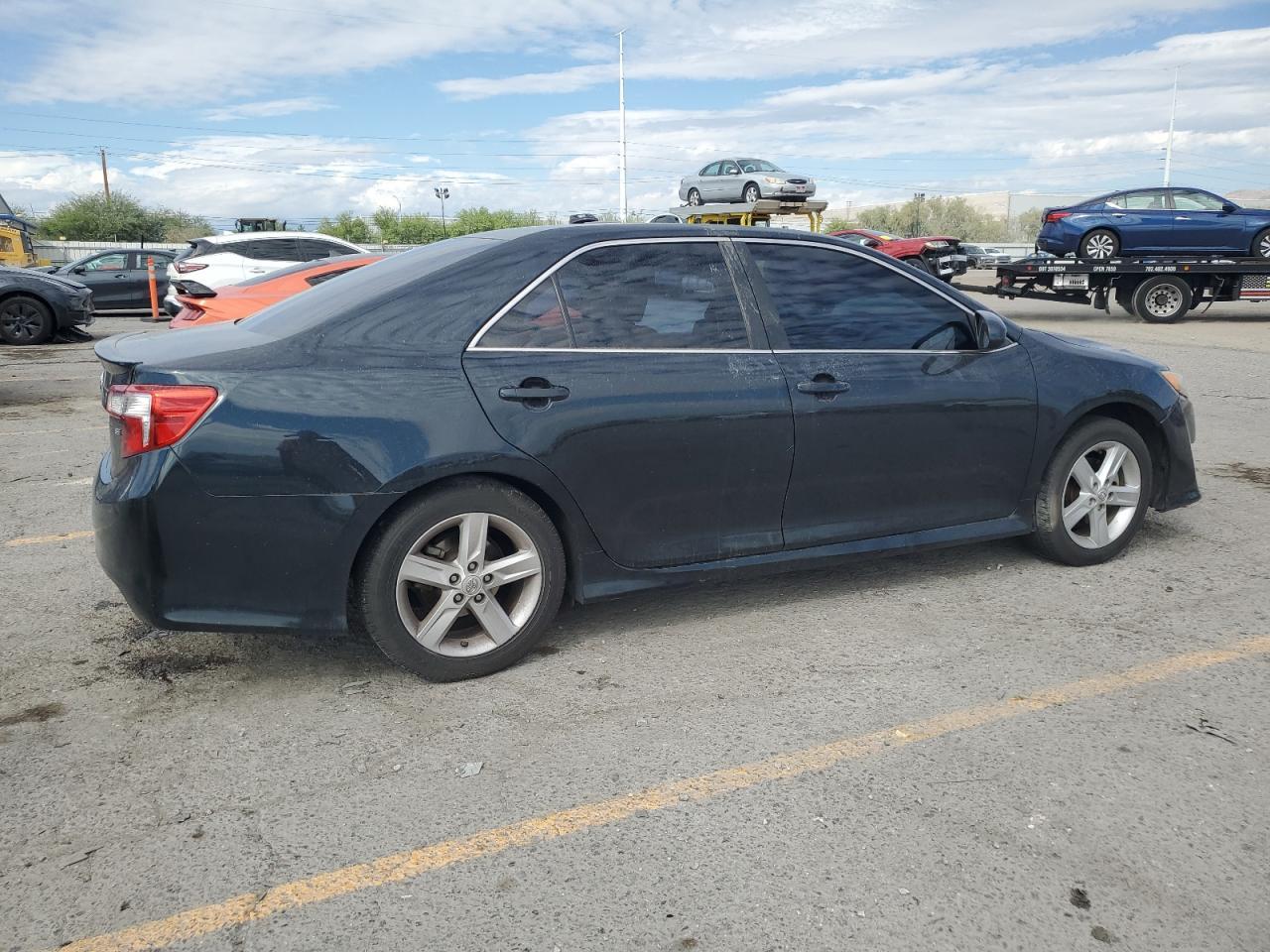2014 TOYOTA CAMRY