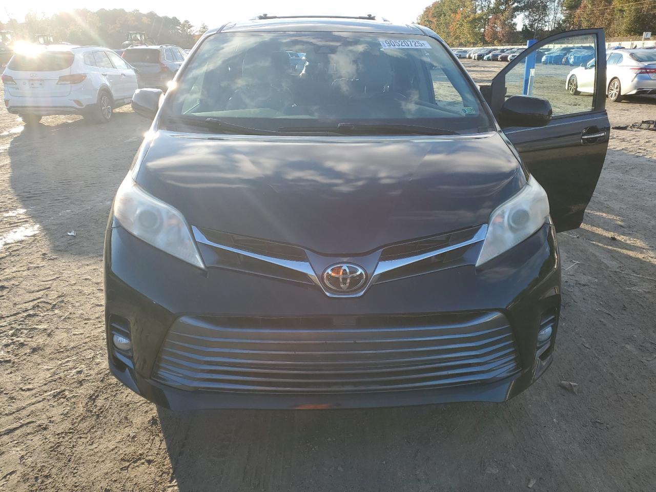 2020 TOYOTA SIENNA