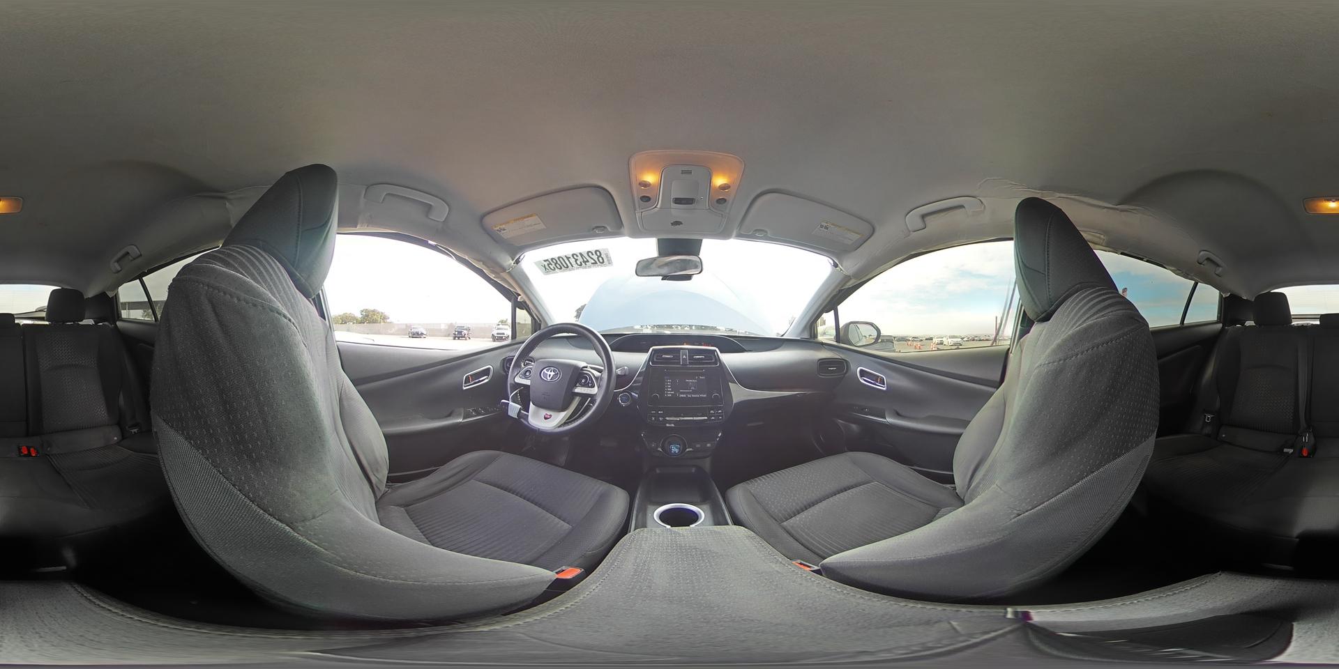 2017 TOYOTA PRIUS