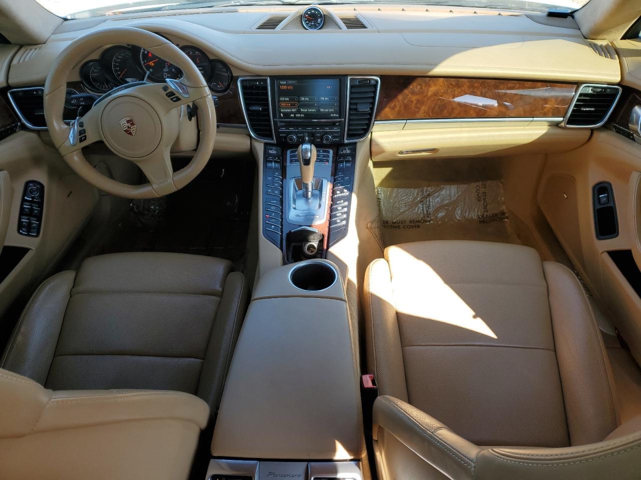 2013 PORSCHE Panamera