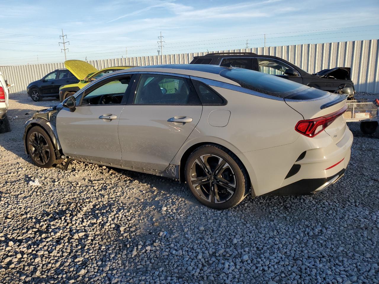2022 KIA K5