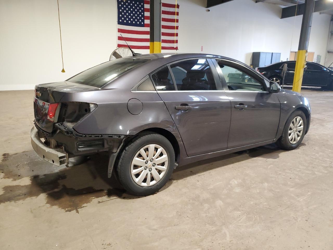 2011 CHEVROLET CRUZE