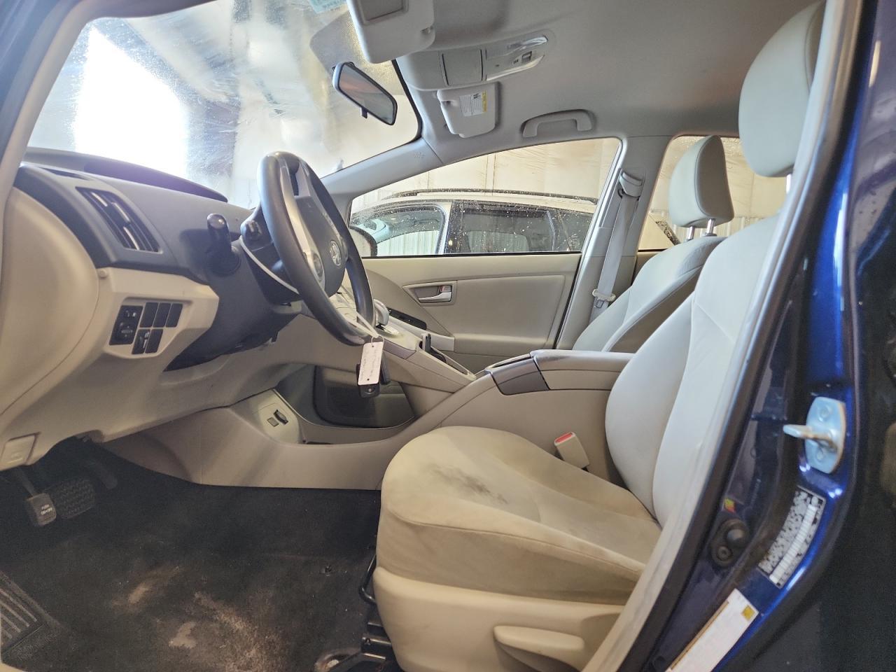 2015 TOYOTA PRIUS