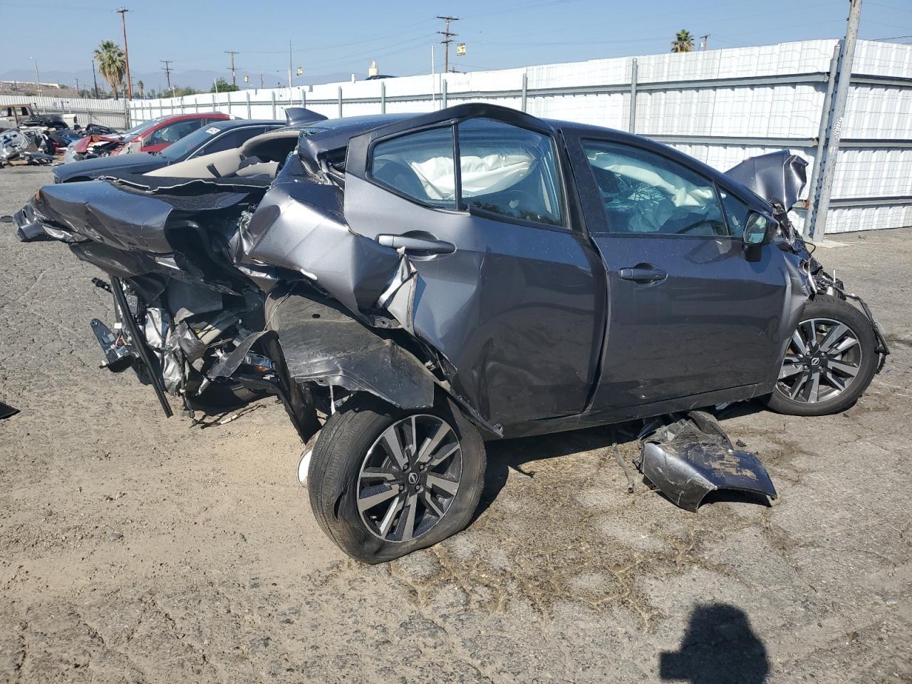 2025 NISSAN VERSA