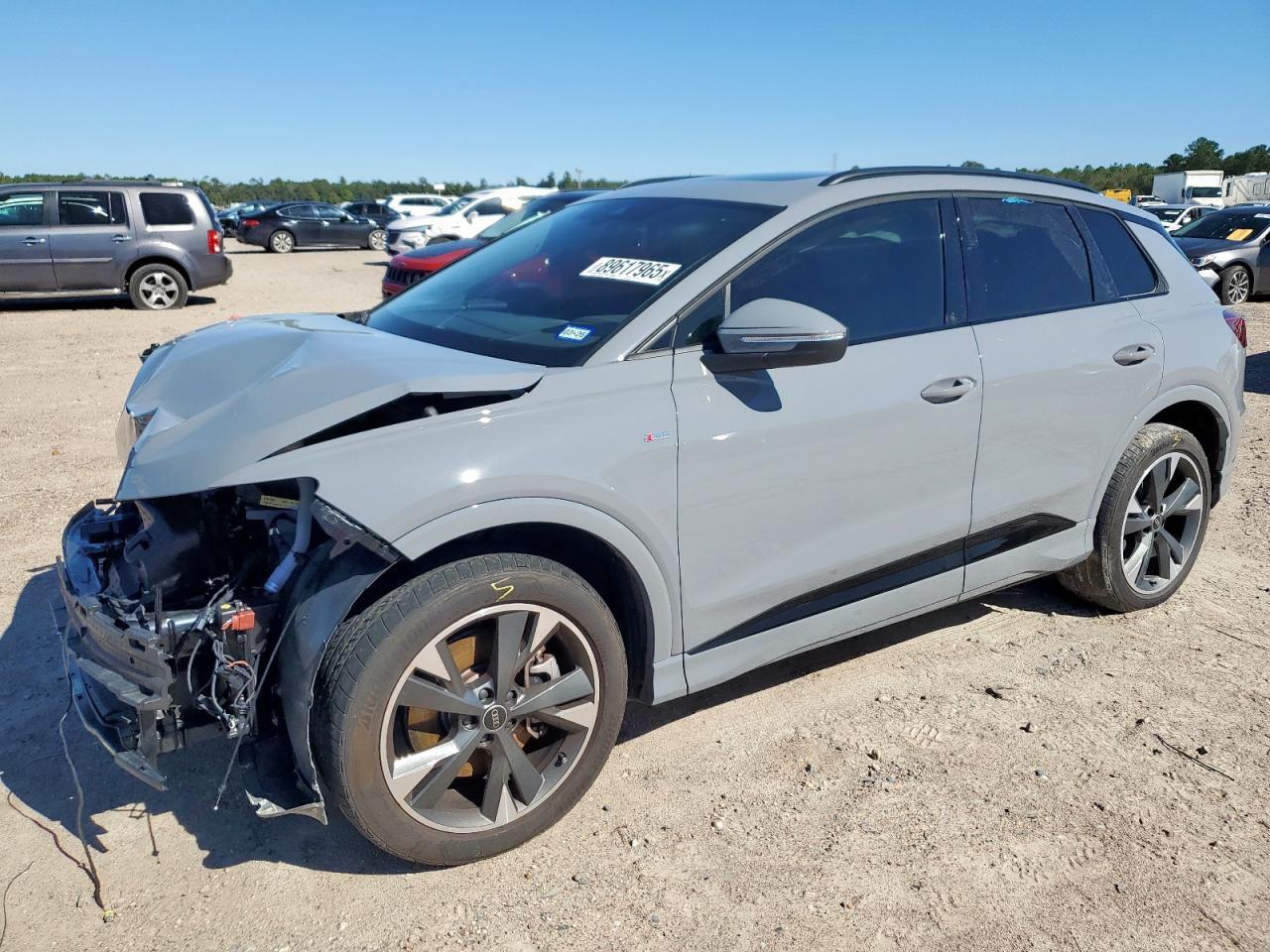 2024 AUDI Q4 e-tron
